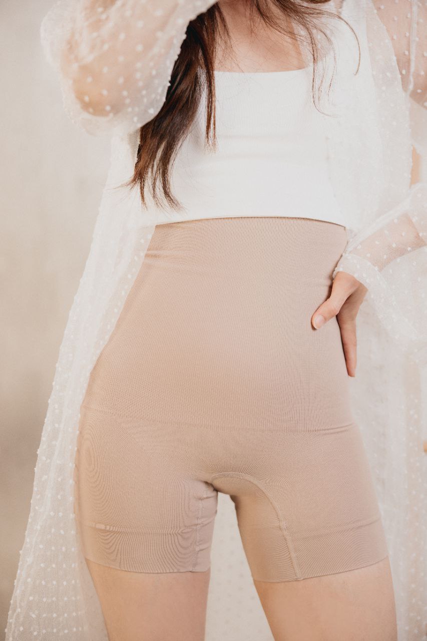 コントロールダブルレイヤーハイウエストショーツ【最終セール】